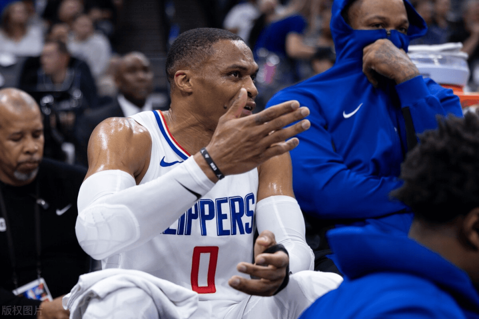 国王横扫快船，郭艾伦点燃赛场