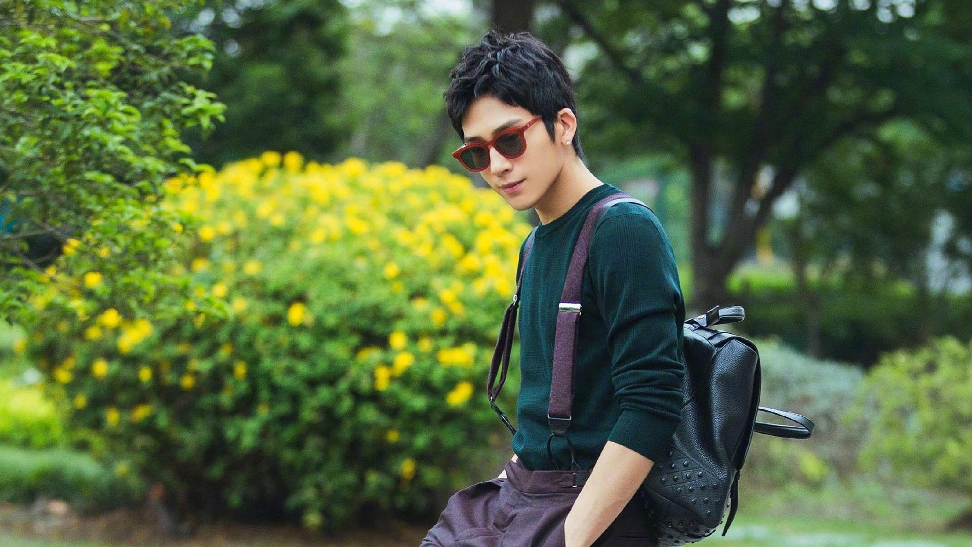 秘鲁争冠战与凯恩接管欧冠，跨越大陆的胜利叙事