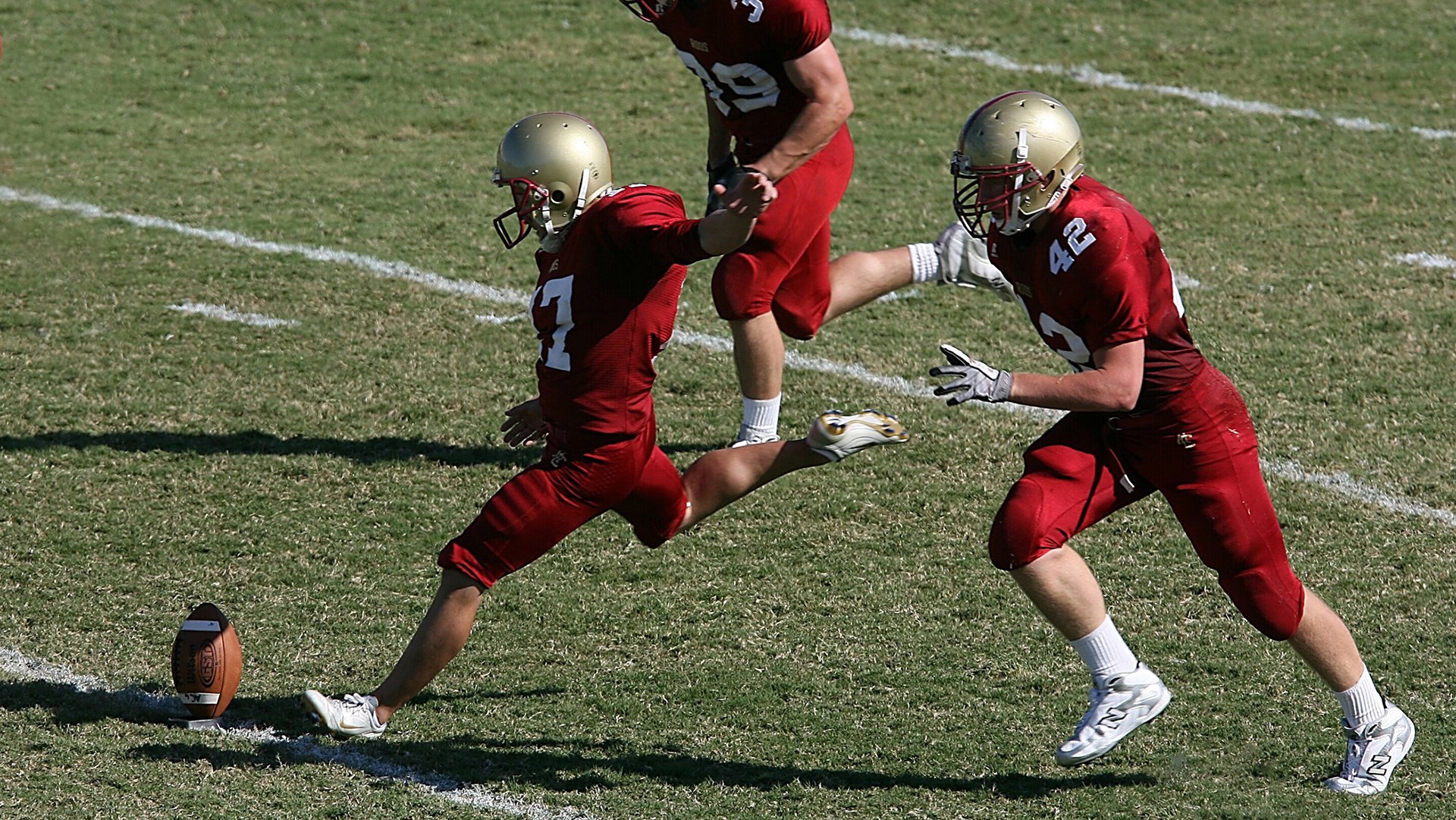 绝境铸就英雄，乔治关键三分助广厦翻盘雷霆