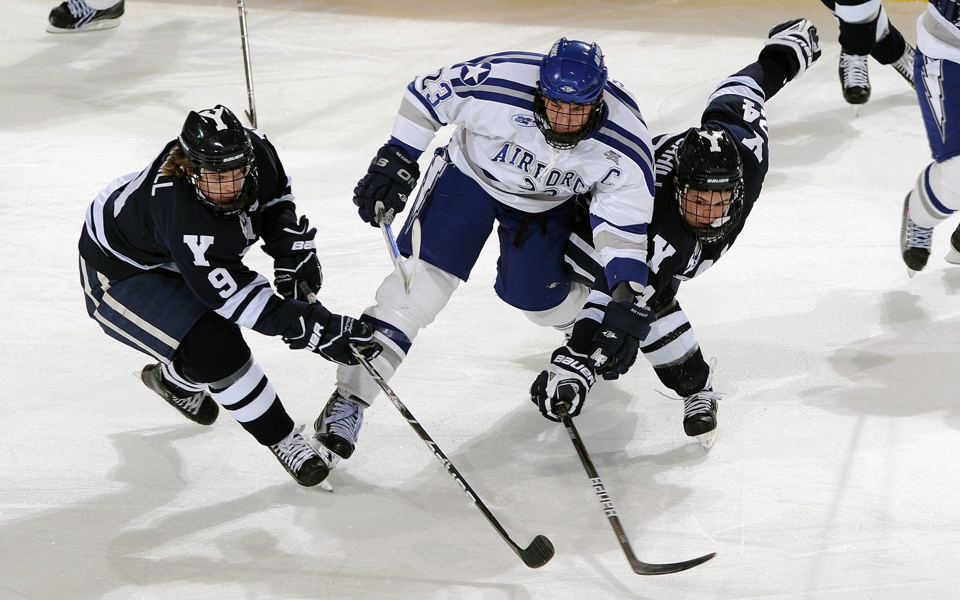富安健洋全程高能输出，巴萨险胜巴黎背后的亚洲力量觉醒