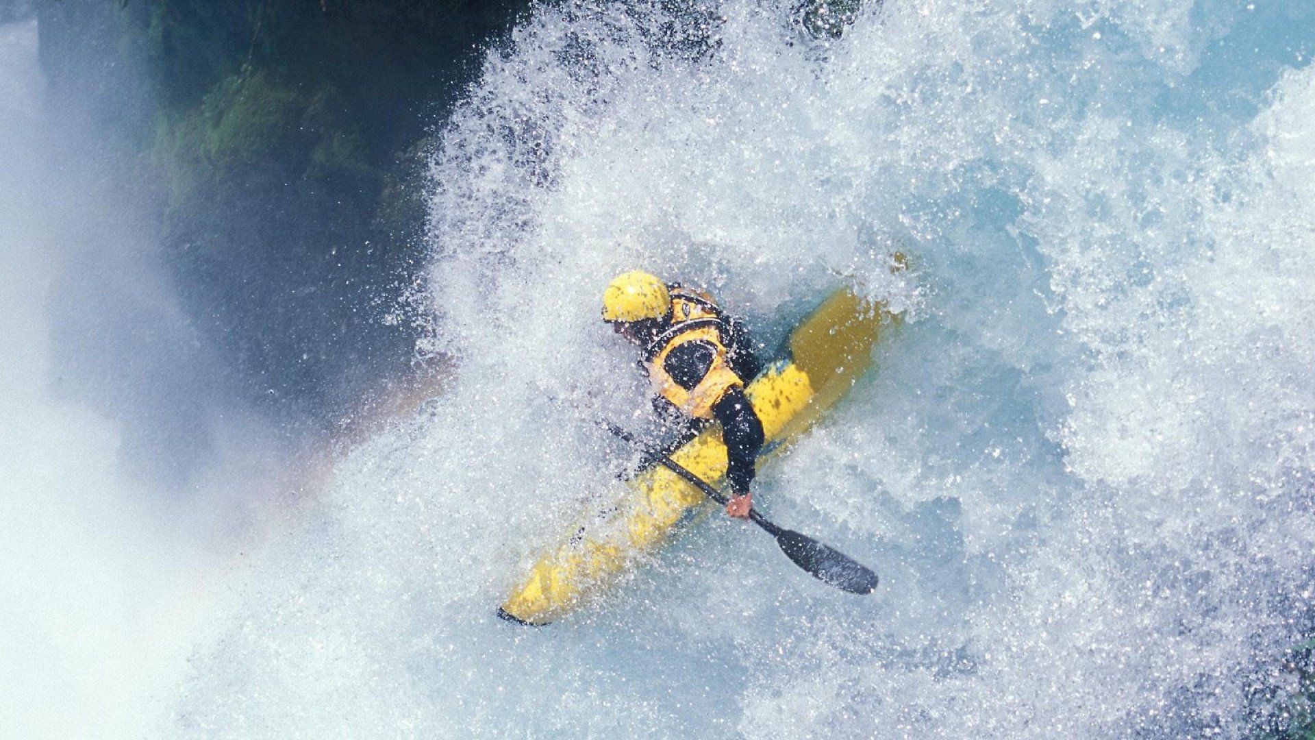 波斯铁骑踏碎高卢神话，加维一舞惊艳世界—伊朗足球的强势崛起与欧洲王者的黄昏